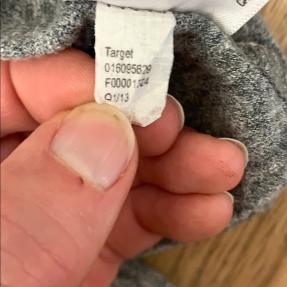 Women’s short sleeve v-neck t-shirt. Mossimo grey - Picture 4 of 6